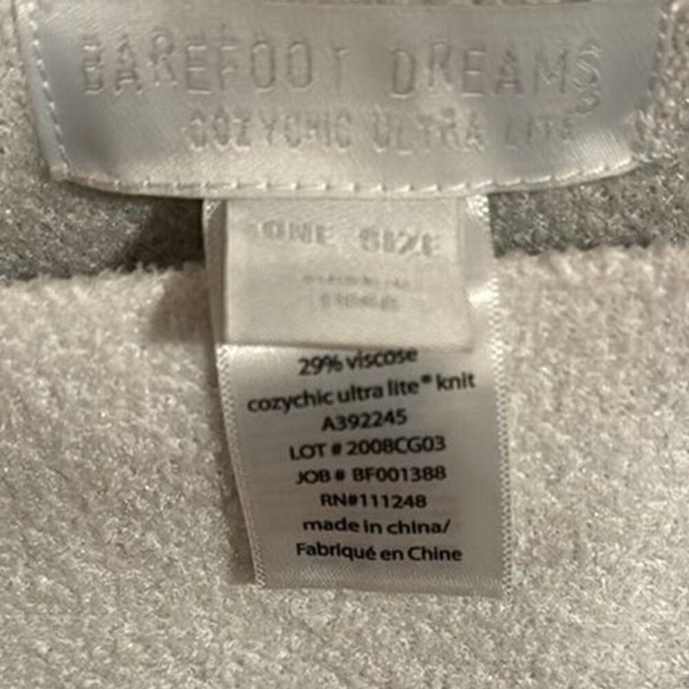 Barefoot Dreams Ocean Breeze Poncho Cozy Chic Ultra Lite In Pink Multi Stripe OS - Picture 4 of 5